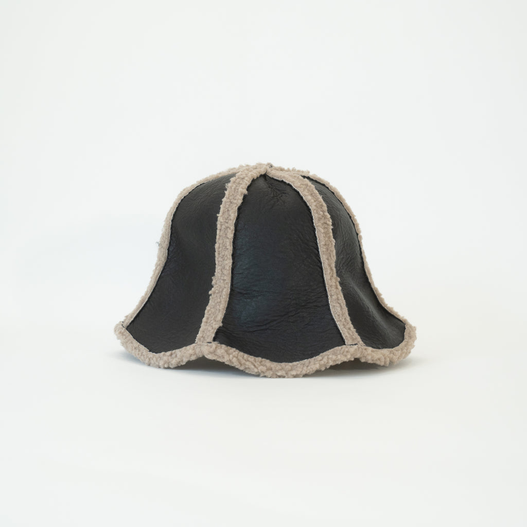 Mouton Tulip Hat