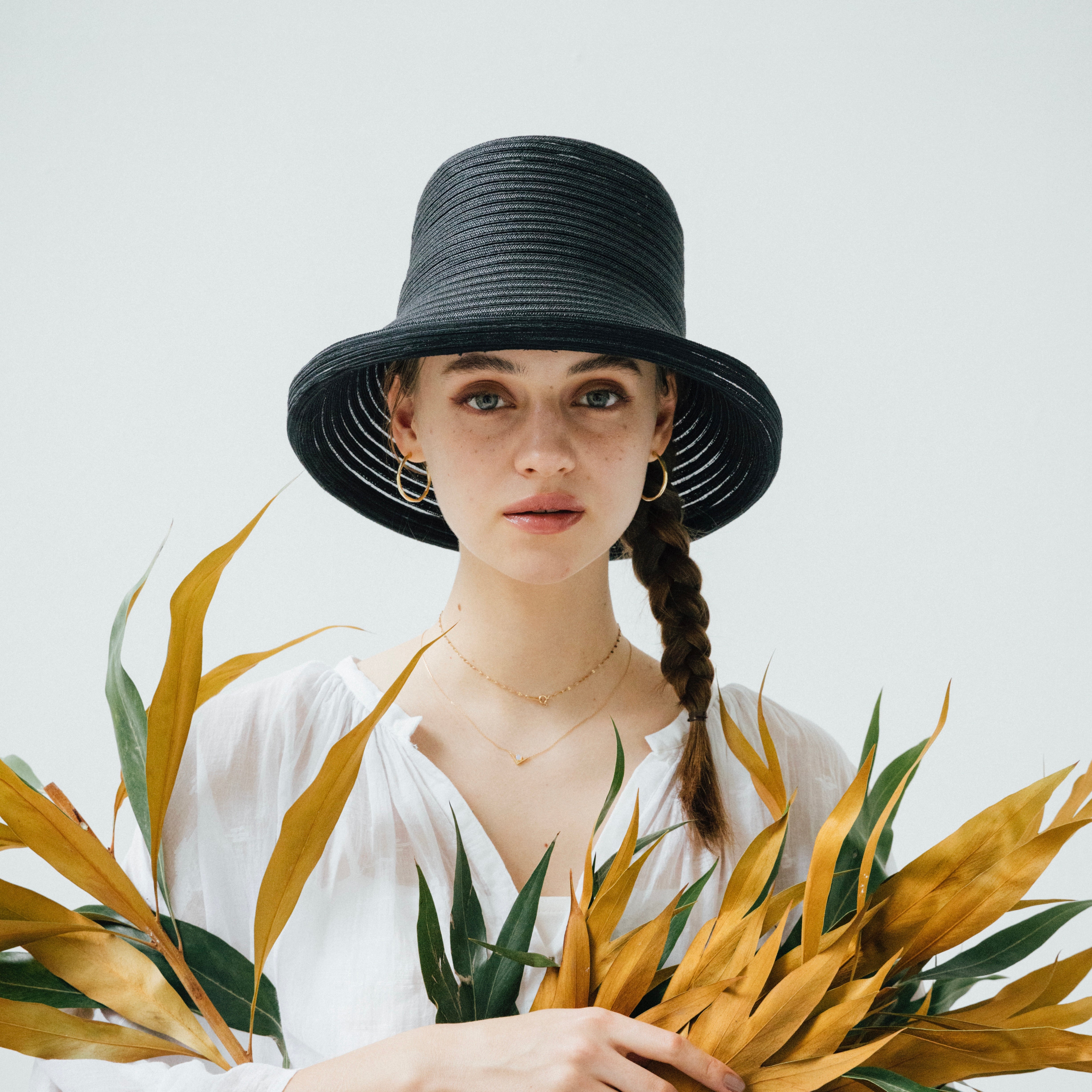 Paper Braid Sheer Down Brim Bucket