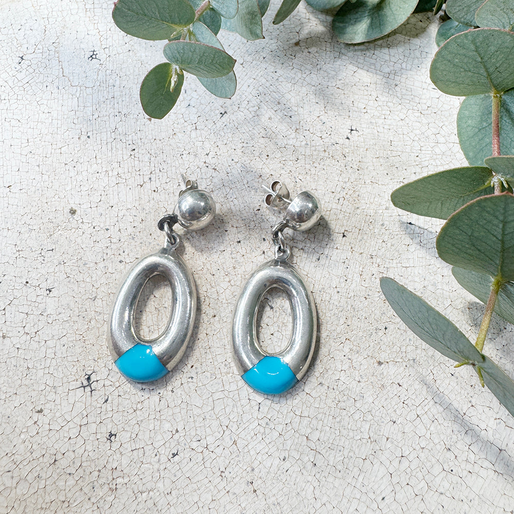 Vintage Silver Swing Oval Turquoise Earring