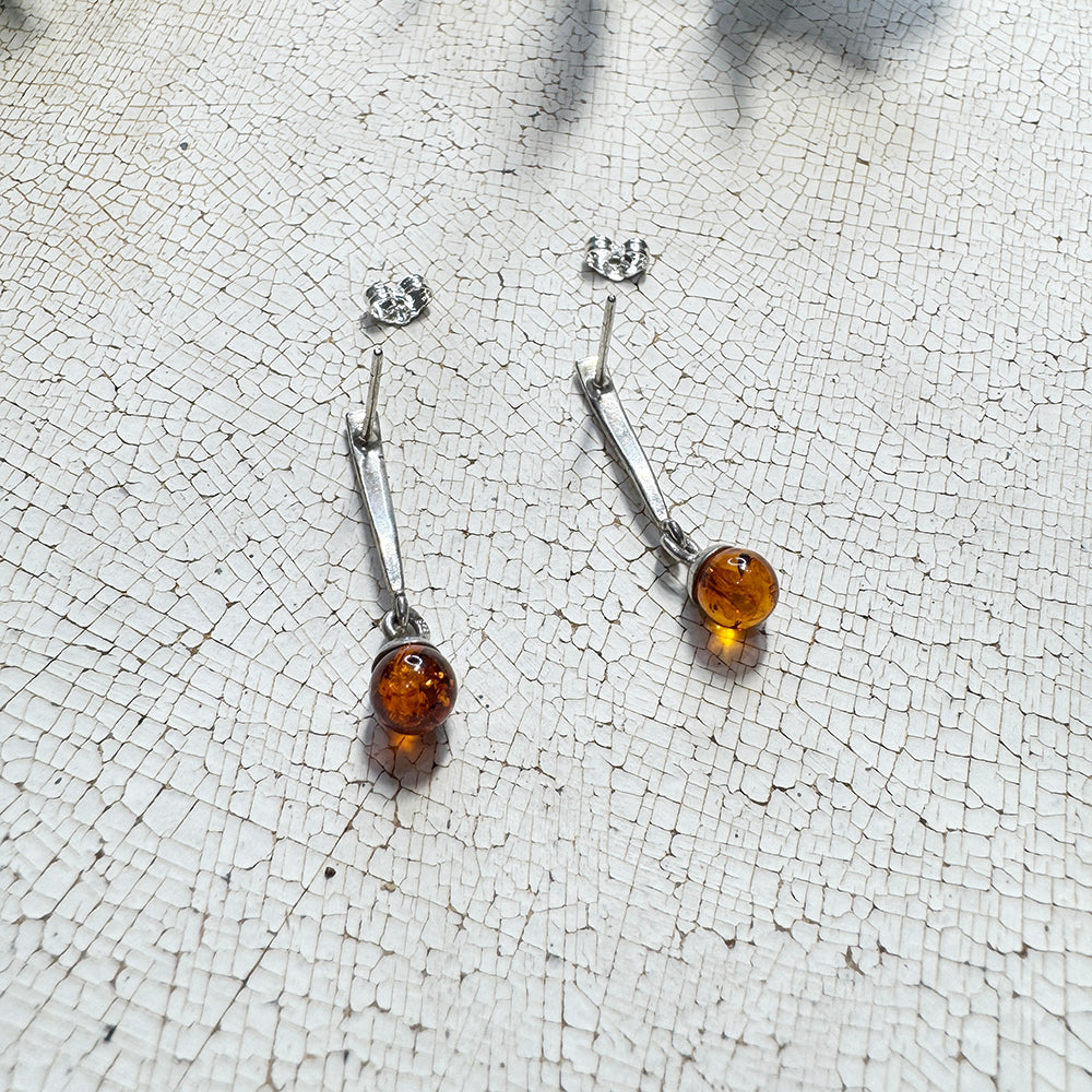 Vintage Silver Swing Amber Earring