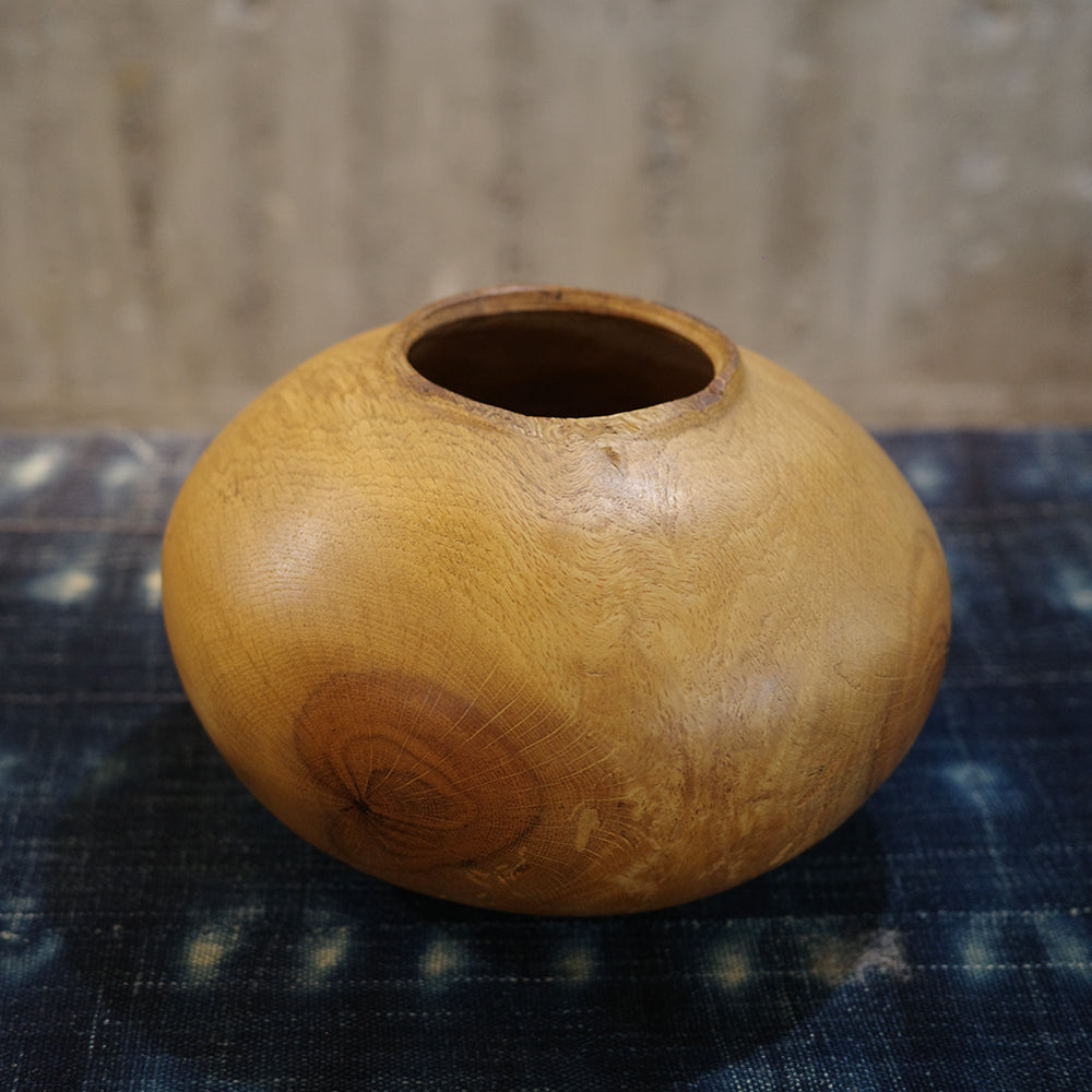 Wood  Ball  Vase