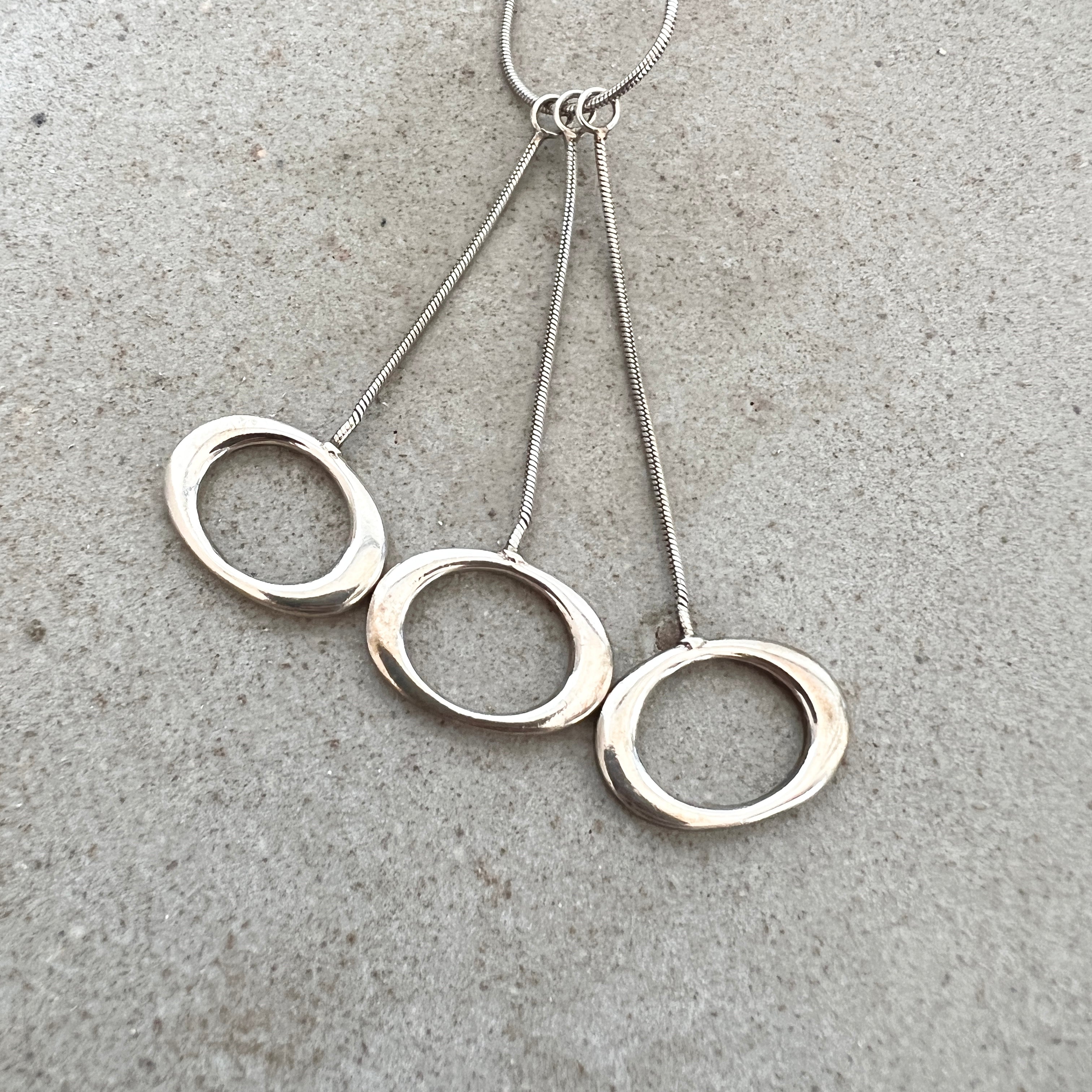 Vintage Silver 3Ring Necklace